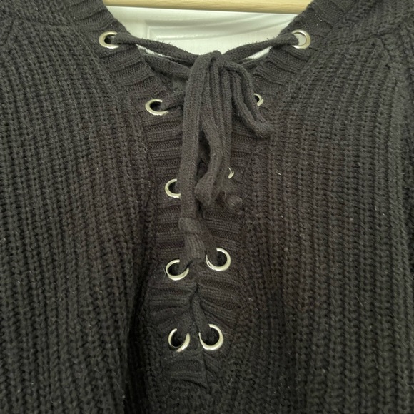 Cute sweater with hood! - Picture 3 of 3